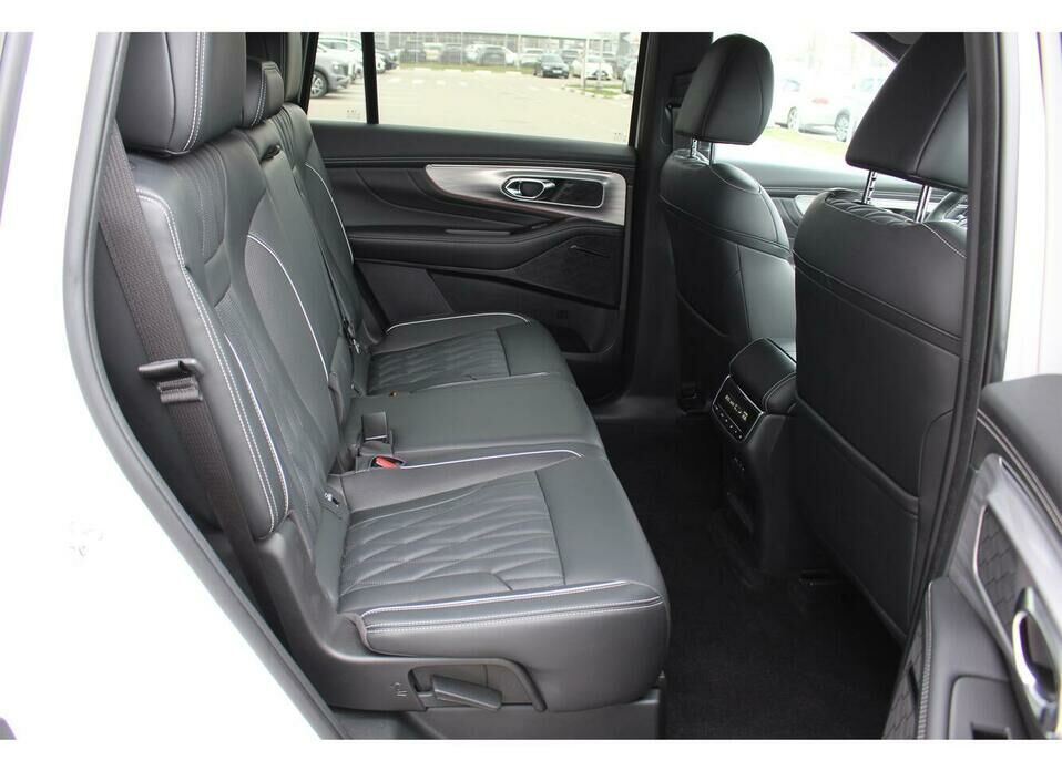 GAC GS8 2.0 AT (231 л.с.) 4WD