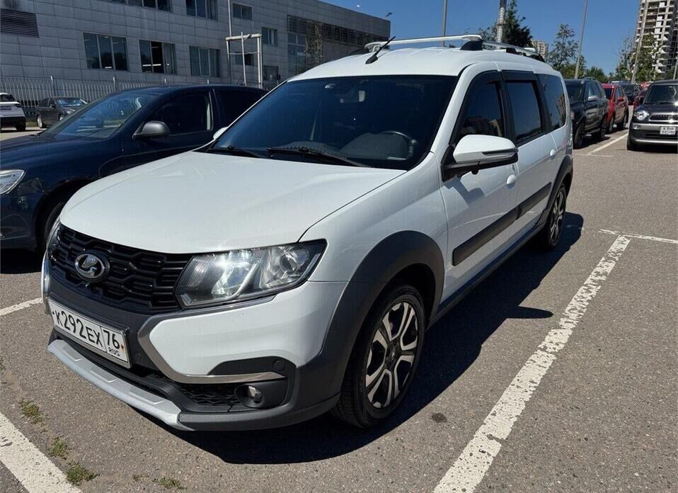 LADA (ВАЗ) Largus, I Рестайлинг Cross 1.6 MT (106 л.с.)