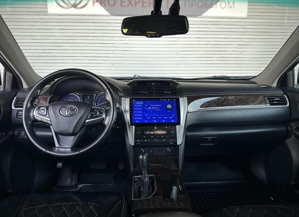 Toyota Camry, VII (XV50) Рестайлинг 2.5 AT (181 л.с.)