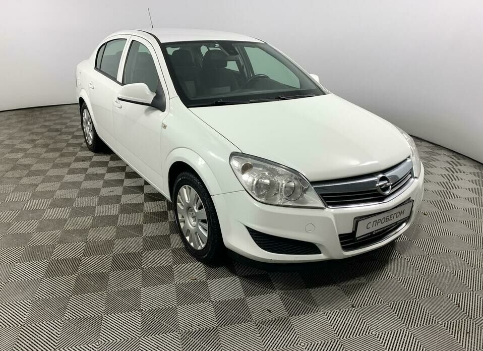 Opel Astra 1.6 MT (115 л.с.)