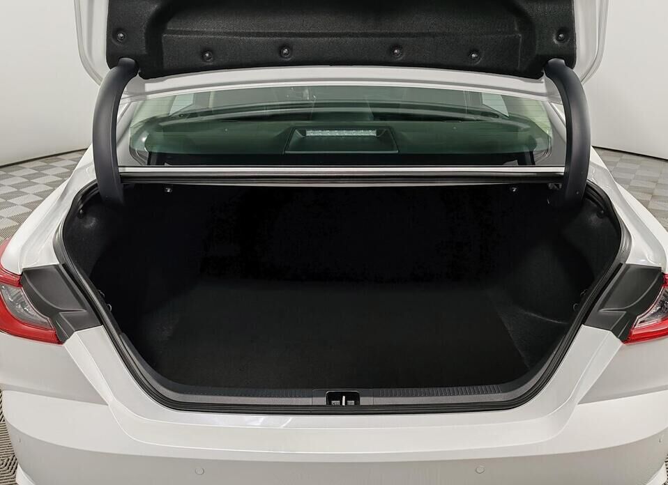 Toyota Camry, IX (XV80) China Market 2.0 CVT (173 л.с.)