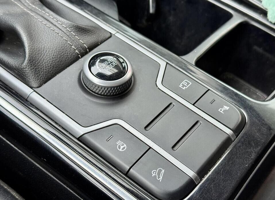 Kia Sorento, IV 2.5 AT (179 л.с.) 4WD