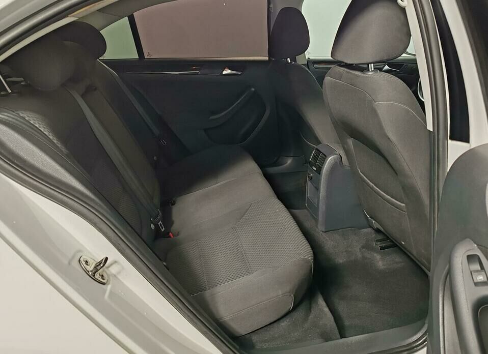 Volkswagen Jetta 1.4 AMT (150 л.с.)