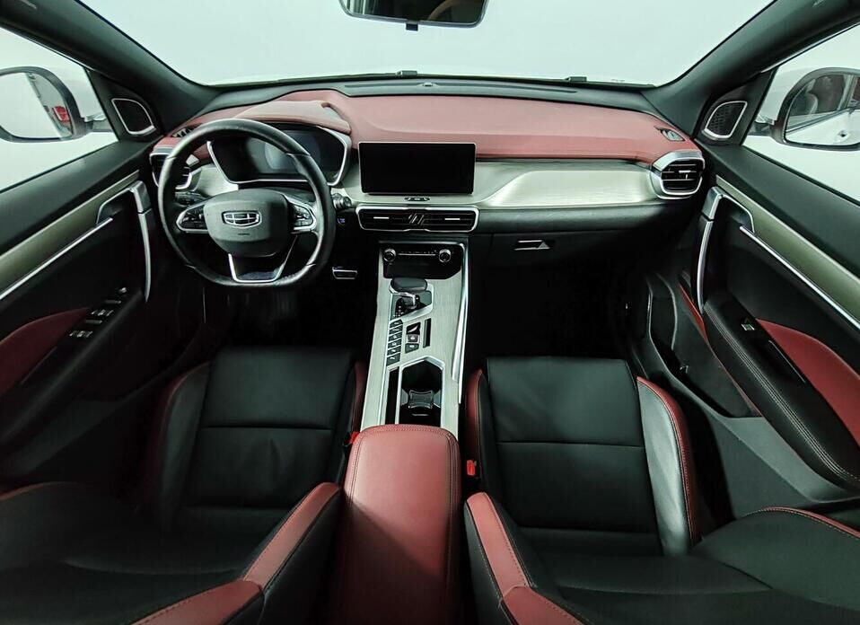 Geely Coolray, I 1.5 AMT (150 л.с.)