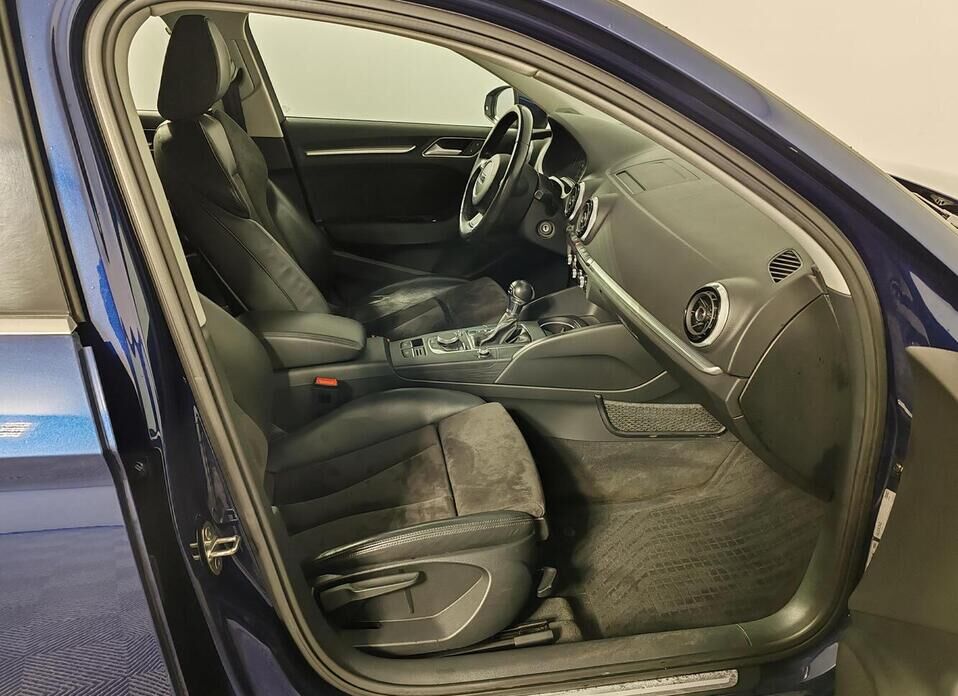 Audi A3, III (8V) ultra 1.4 AMT (150 л.с.)