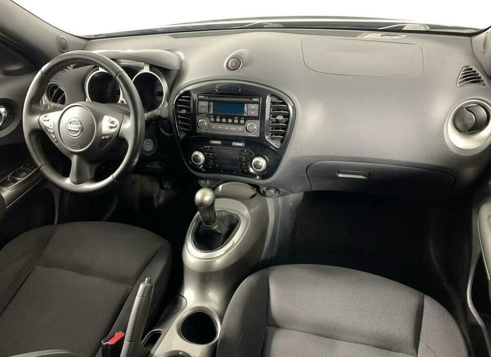 Nissan Juke 1.6 MT (117 л.с.)