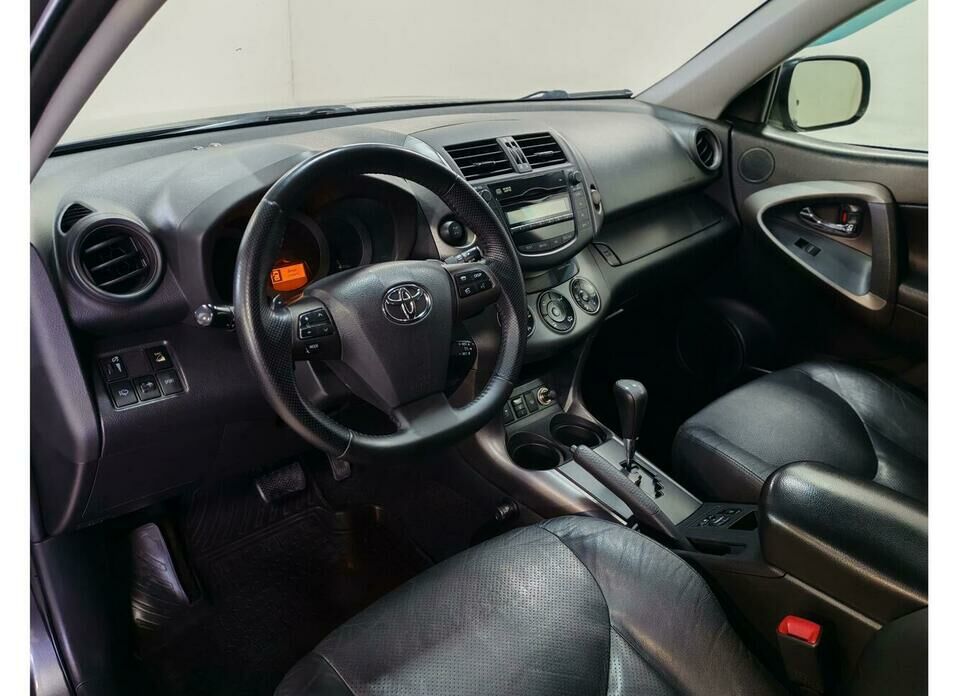 Toyota RAV4 2.0 CVT (158 л.с.) 4WD