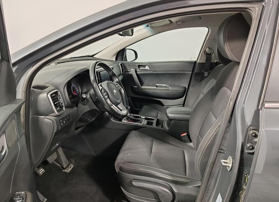 Kia Sportage, IV Рестайлинг 2.0 AT (150 л.с.) 4WD