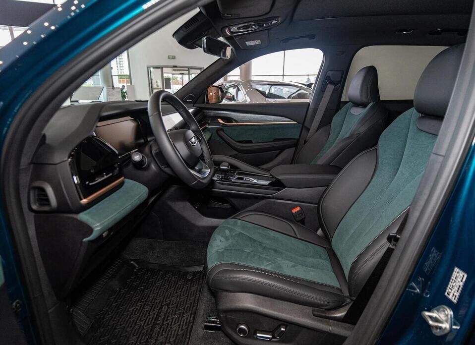 Geely Monjaro 2.0 AT (238 л.с.) 4WD