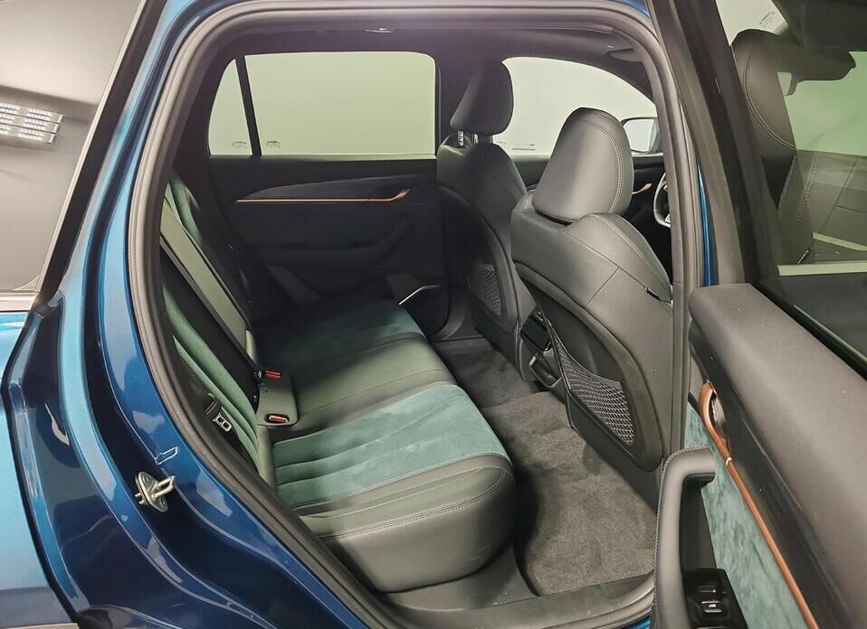 Geely Monjaro, I 2.0 AT (238 л.с.) 4WD