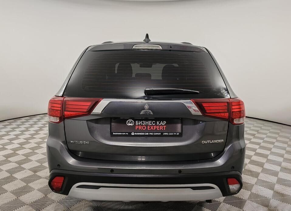 Mitsubishi Outlander, III Рестайлинг 2 2.0 CVT (146 л.с.)