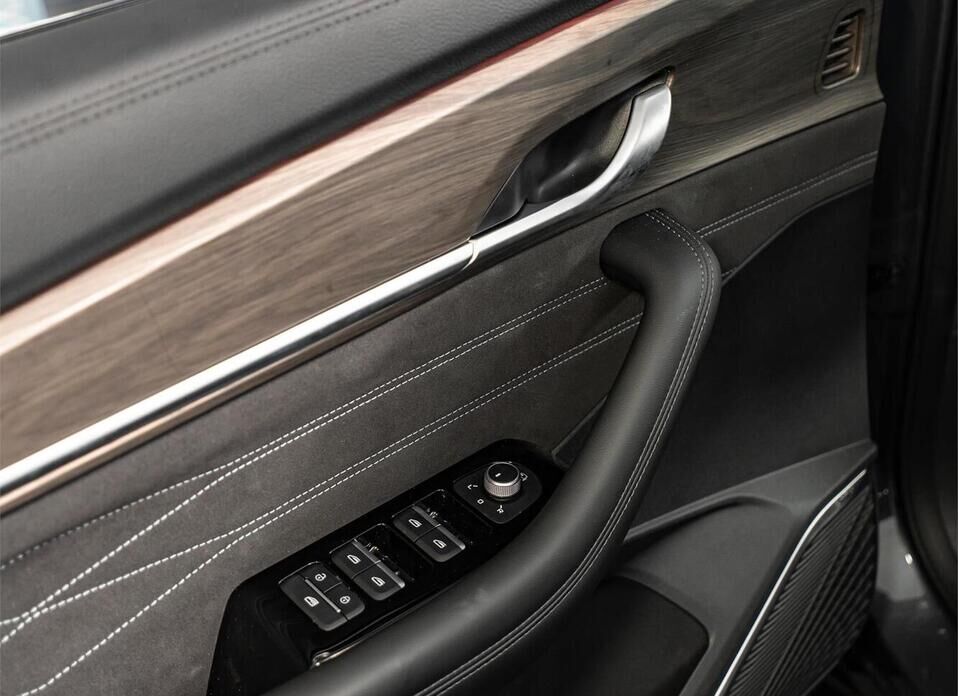 Geely Monjaro, I 2.0 AT (238 л.с.) 4WD