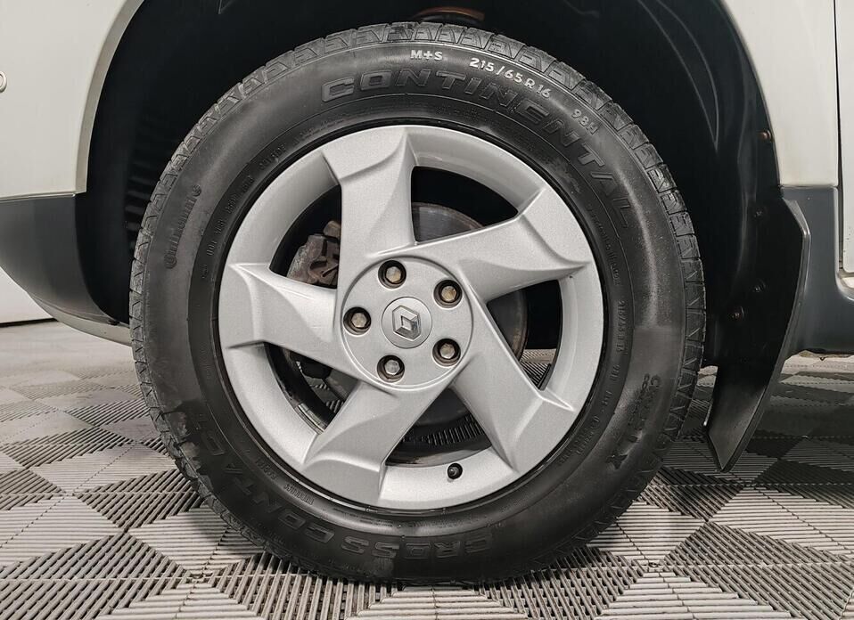 Renault Duster, I Рестайлинг 2.0 AT (143 л.с.) 4WD