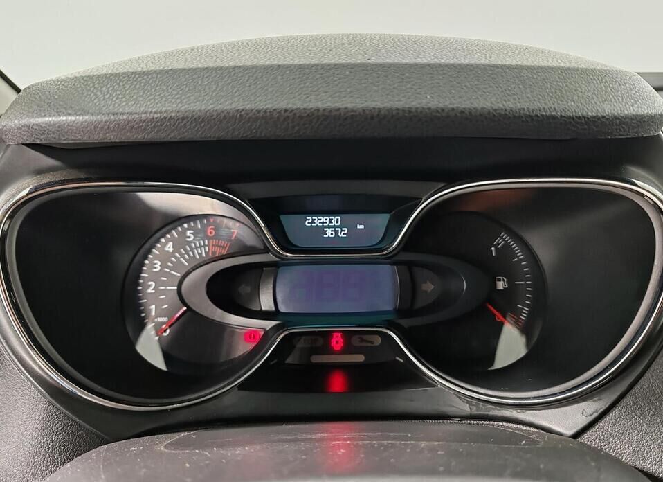 Renault Kaptur, I 2.0 MT (143 л.с.) 4WD