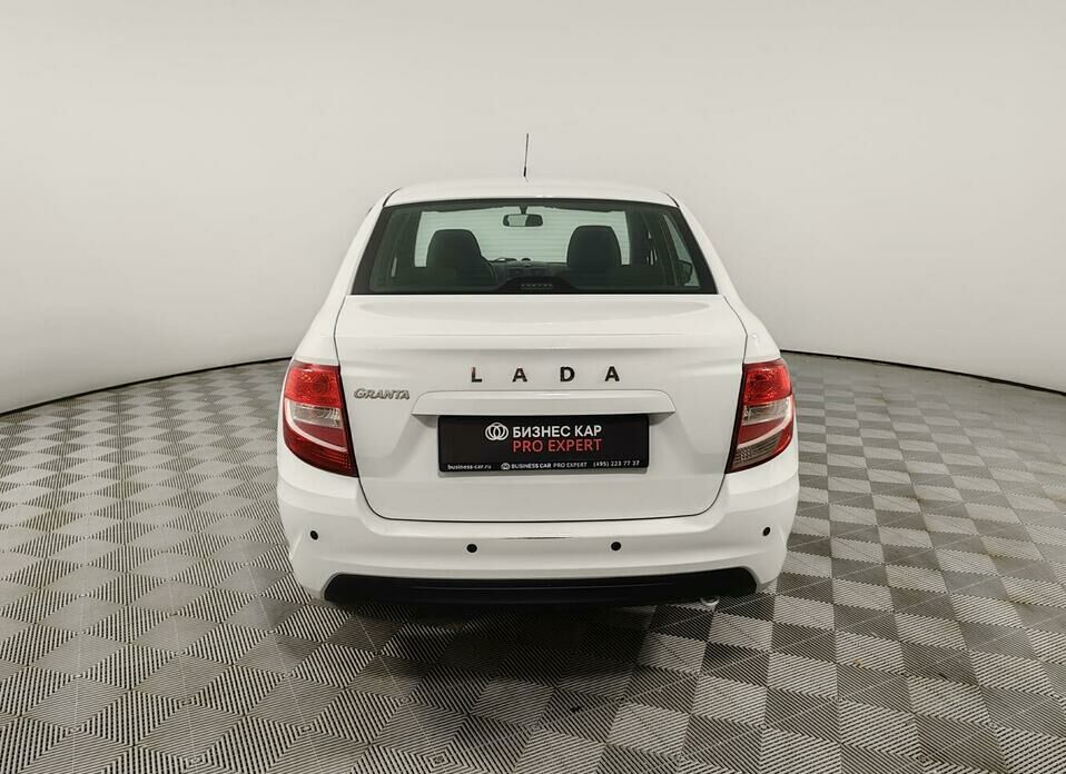 LADA (ВАЗ) Granta 1.6 MT (90 л.с.)