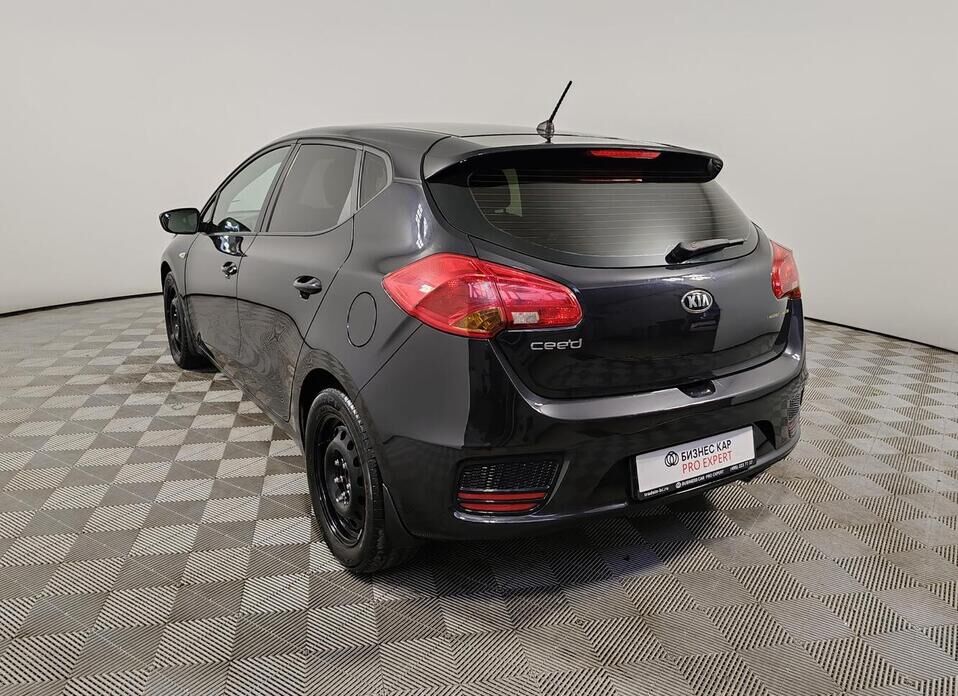 Kia Ceed, II Рестайлинг 1.6 AT (130 л.с.)