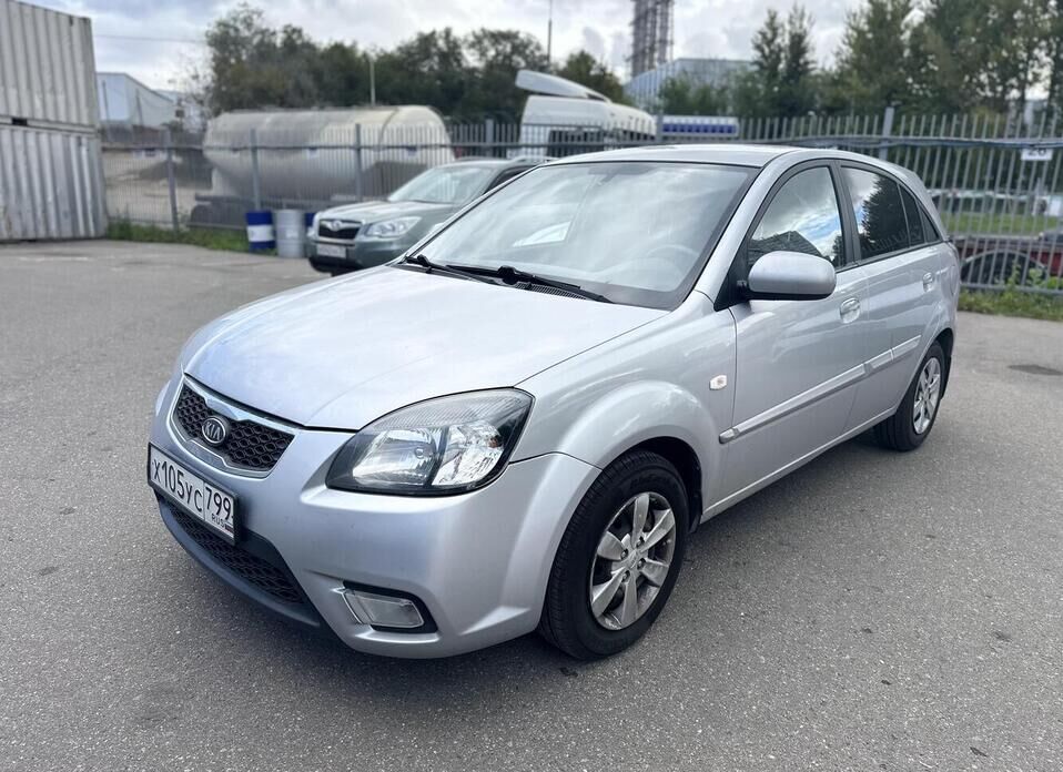 Kia Rio 1.4 AT (95 л.с.)