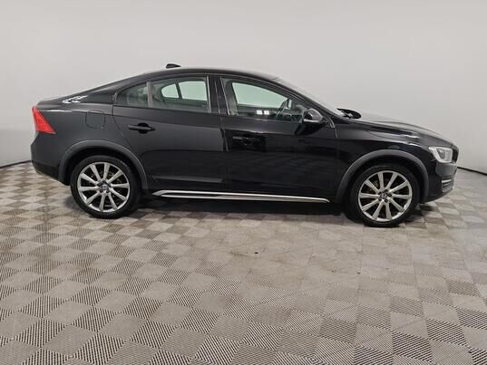 Volvo S60 Cross Country, 2015&nbsp;г., 175&nbsp;818&nbsp;км