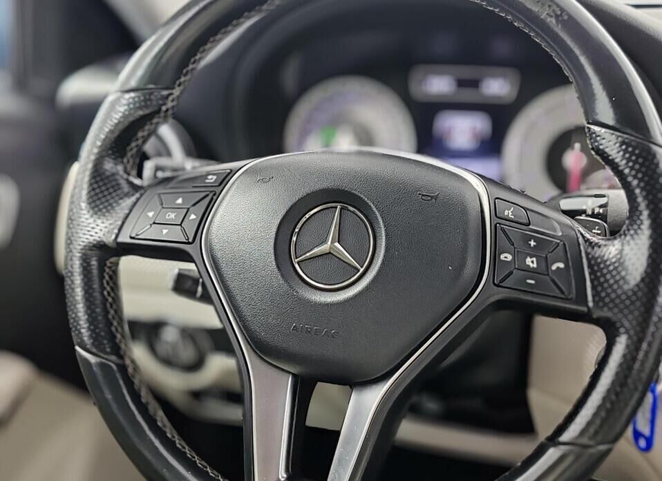 Mercedes-Benz A-Класс, III (W176) 180 1.6 AMT (122 л.с.)