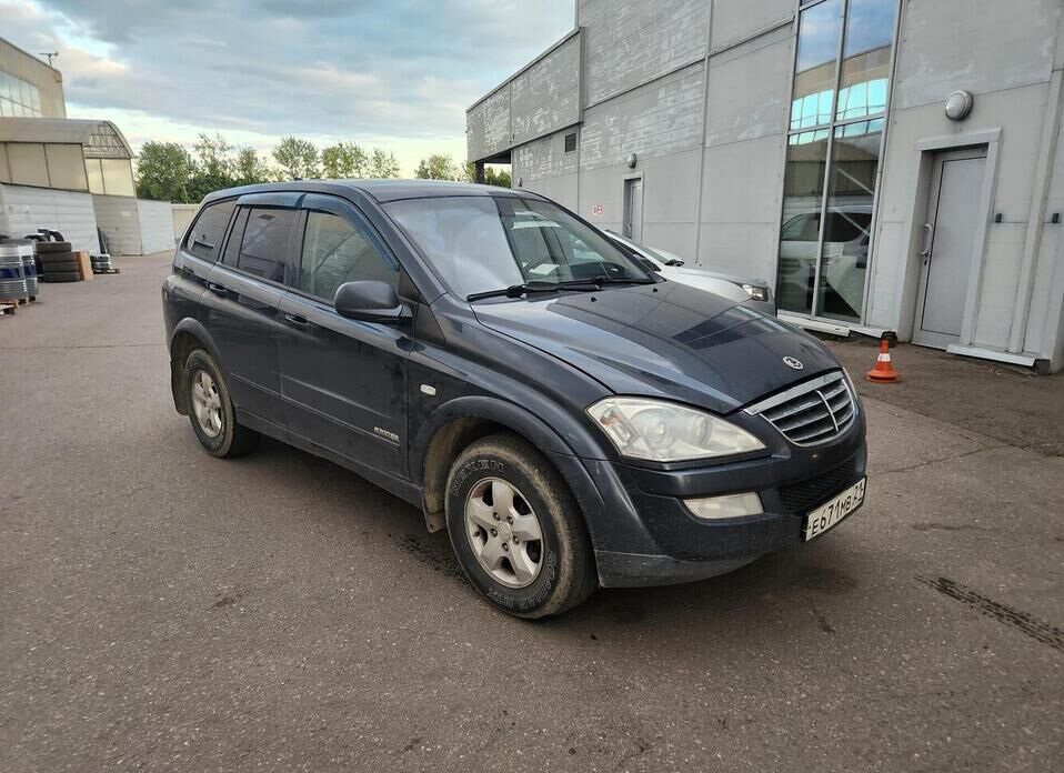 SsangYong Kyron 5-speed 2.0d AT (141 л.с.) 4WD