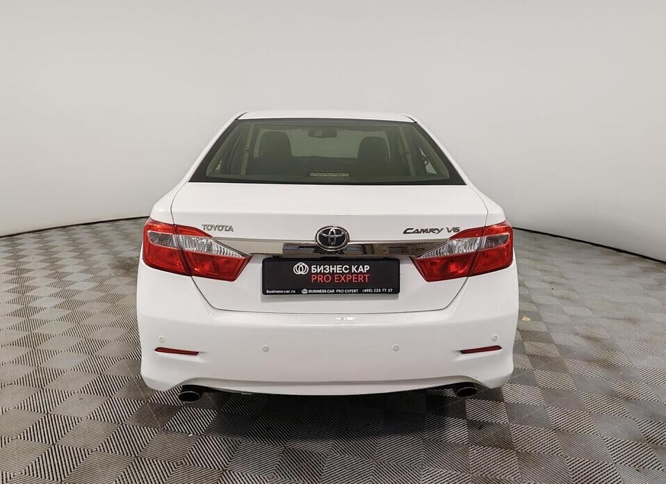 Toyota Camry, VII (XV50) 3.5 AT (277 л.с.)