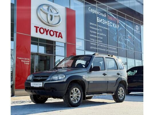 Chevrolet Niva, 2011&nbsp;г., 141&nbsp;555&nbsp;км