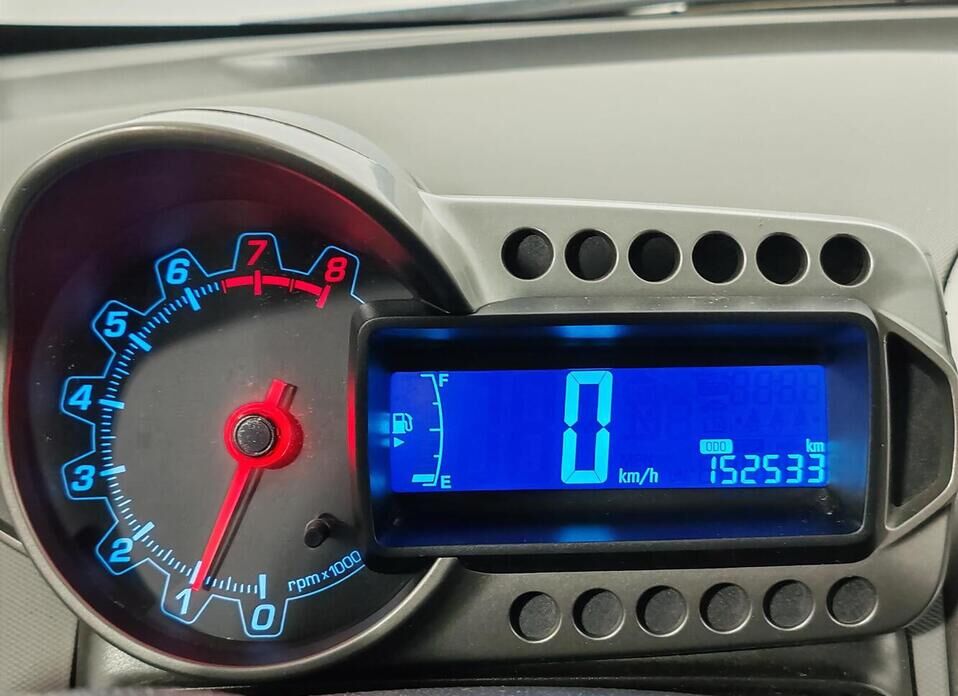 Chevrolet Aveo, II 1.6 MT (115 л.с.)