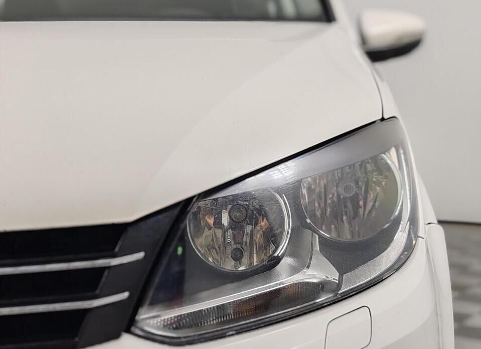 Volkswagen Touran 1.4 AMT (140 л.с.)