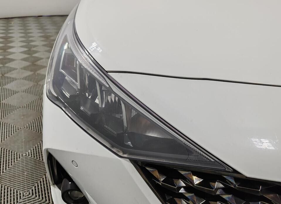 Hyundai Solaris 1.6 AT (123 л.с.)