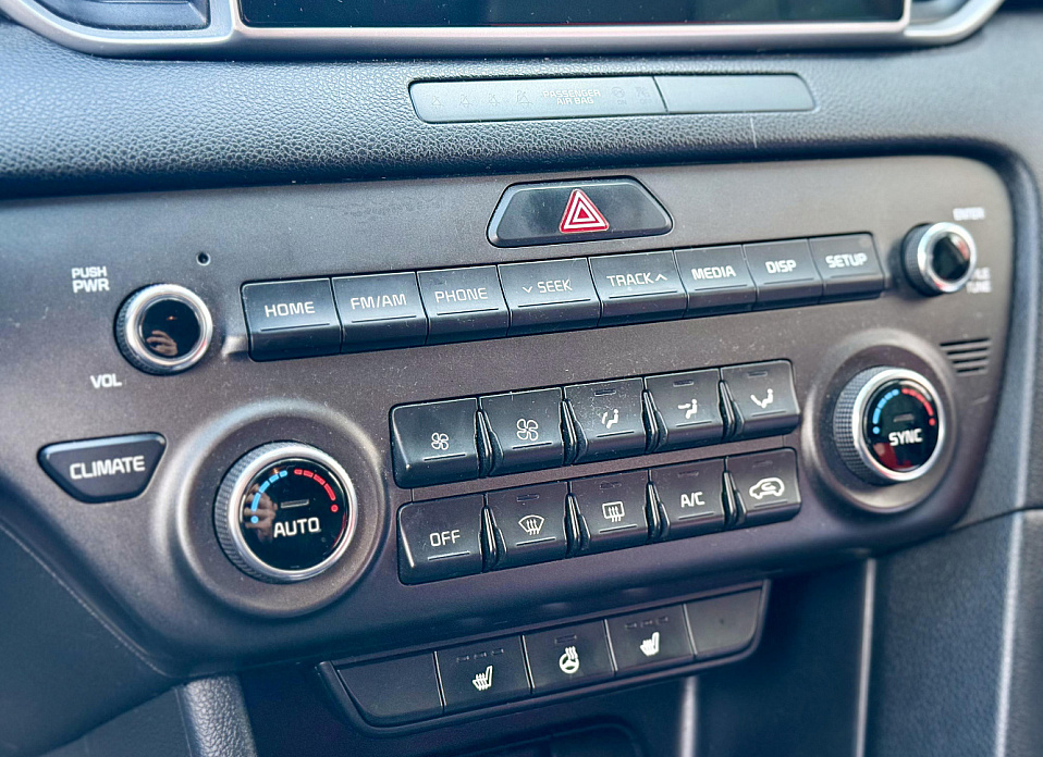 Kia Sportage, IV 2.0 AT (150 л.с.)