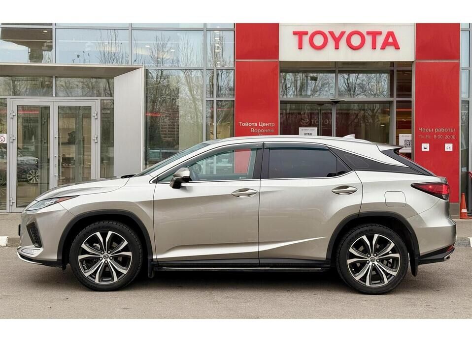 Lexus RX, IV Рестайлинг 300 2.0 AT (238 л.с.) 4WD