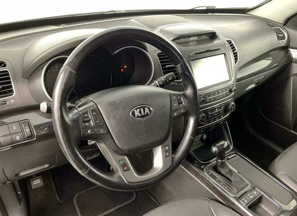 Kia Sorento 2.4 AT (175 л.с.) 4WD