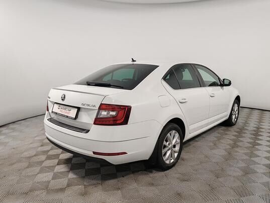 Skoda Octavia, 2020&nbsp;г., 61&nbsp;254&nbsp;км