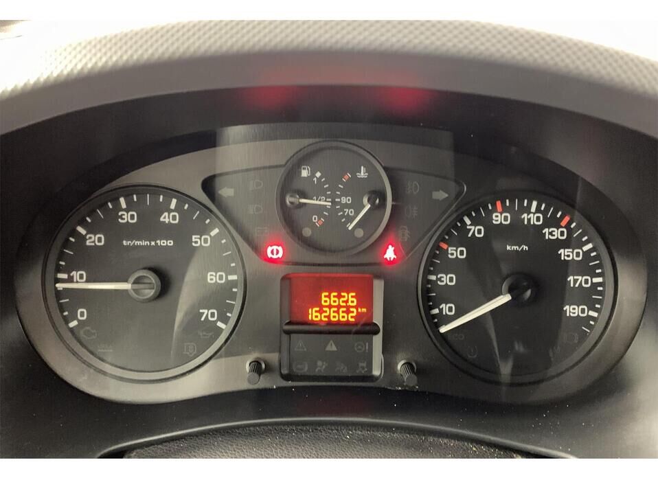 Citroen Berlingo, II Рестайлинг 2 1.6d MT (90 л.с.)