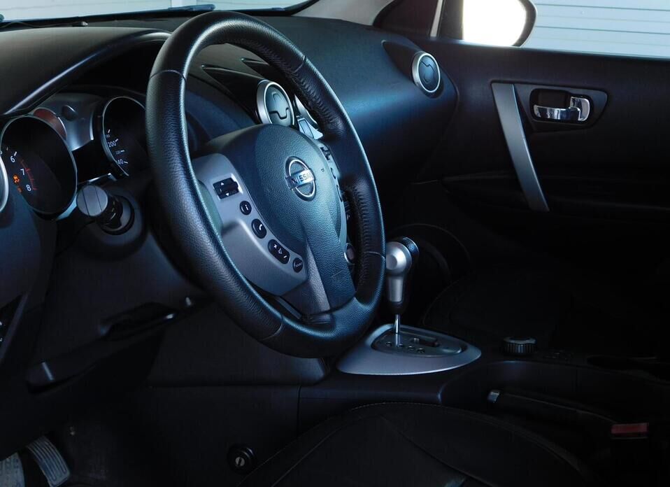 Nissan Qashqai 2.0 CVT (141 л.с.) 4WD