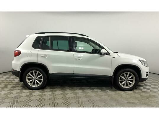 Volkswagen Tiguan, 2016 г., 117 001 км