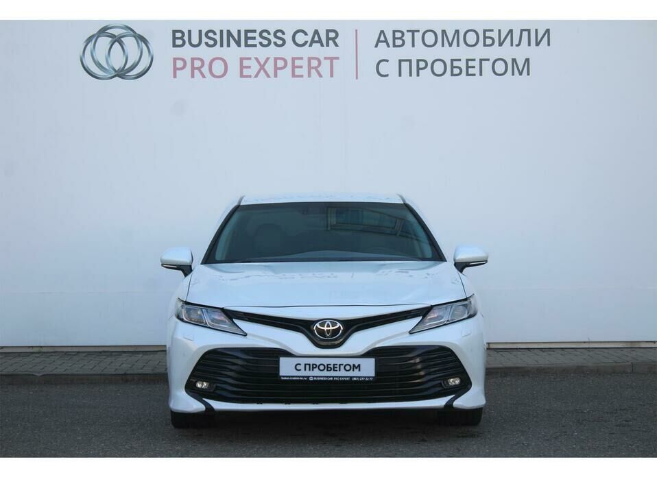 Toyota Camry 2.5 AT (181 л.с.)