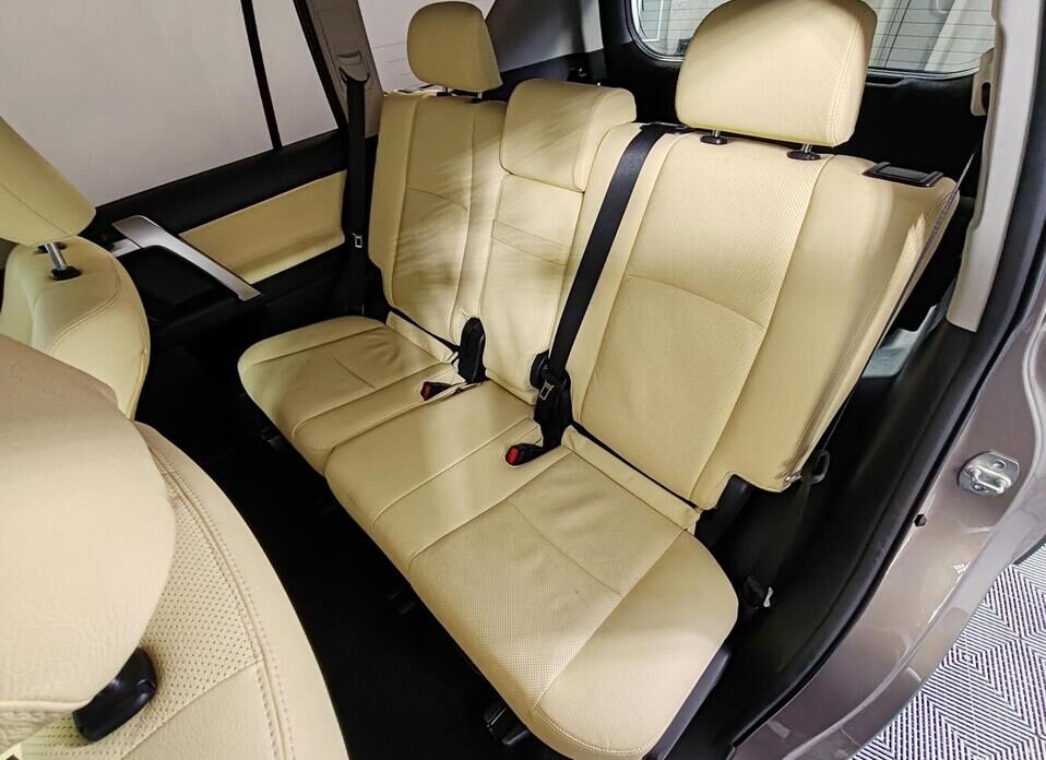 Toyota Land Cruiser Prado, 150 Series Рестайлинг 2 2.8d AT (177 л.с.) 4WD