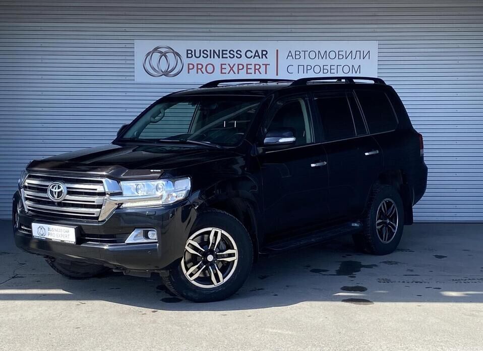 Toyota Land Cruiser, 200 Series Рестайлинг 2 4.5d AT (249 л.с.) 4WD