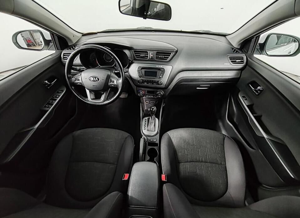 Kia Rio, III 6-speed 1.6 AT (123 л.с.)
