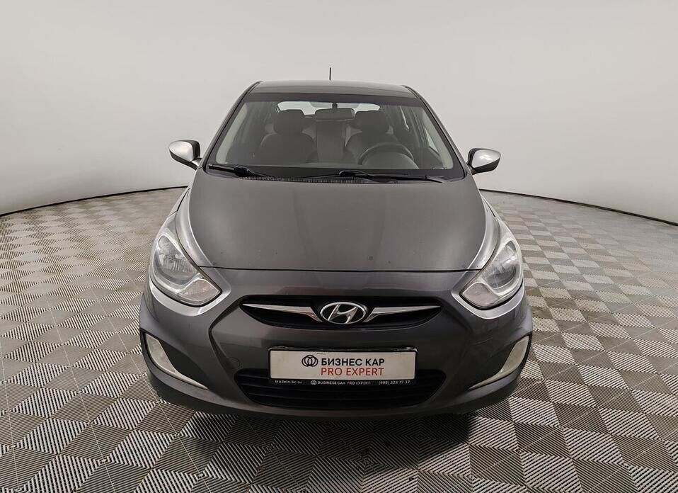 Hyundai Solaris, I 1.6 AT (123 л.с.)