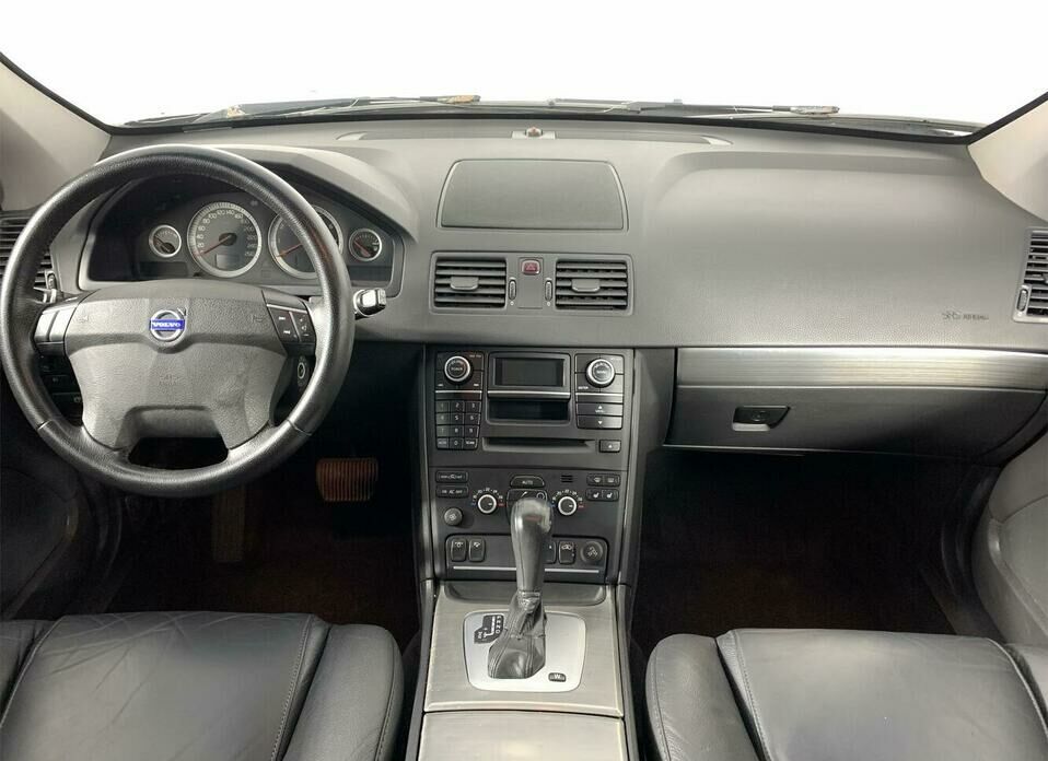 Volvo XC90 2.5 AT (210 л.с.) 4WD