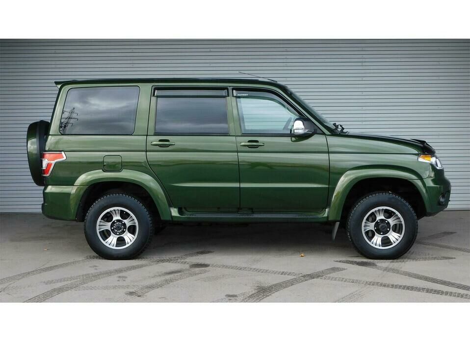 УАЗ Patriot 2.7 AT (150 л.с.) 4WD