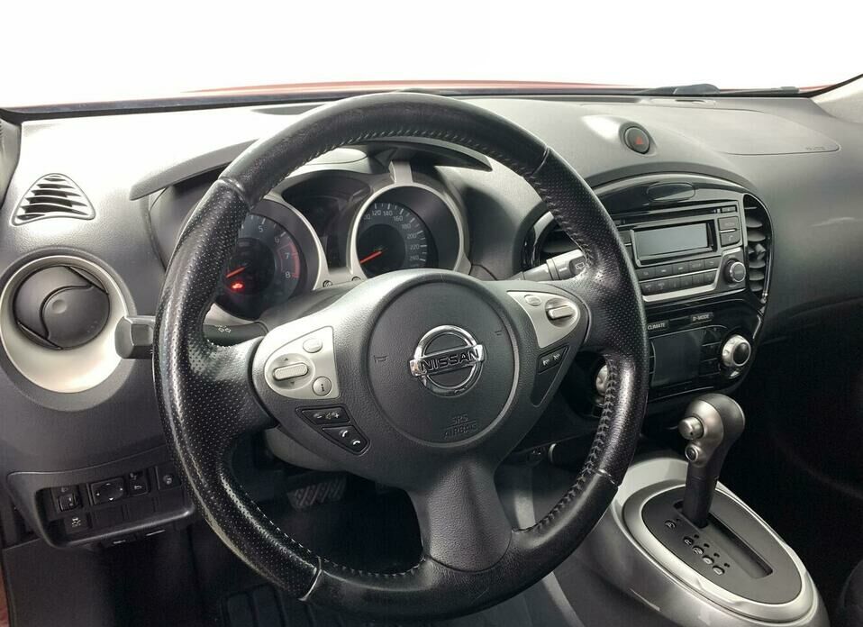 Nissan Juke 1.6 CVT (117 л.с.)