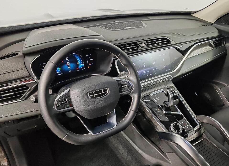 Geely Atlas Pro 1.5 AMT (177 л.с.) 4WD