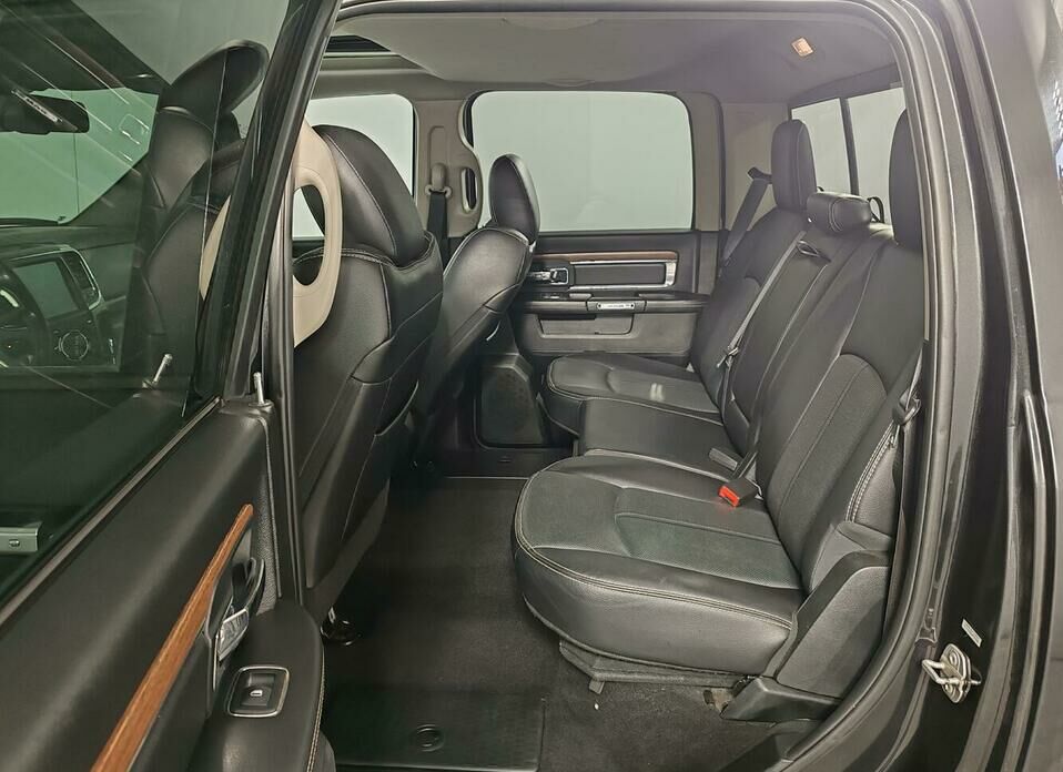 Dodge RAM 3.0d AT (240 л.с.) 4WD