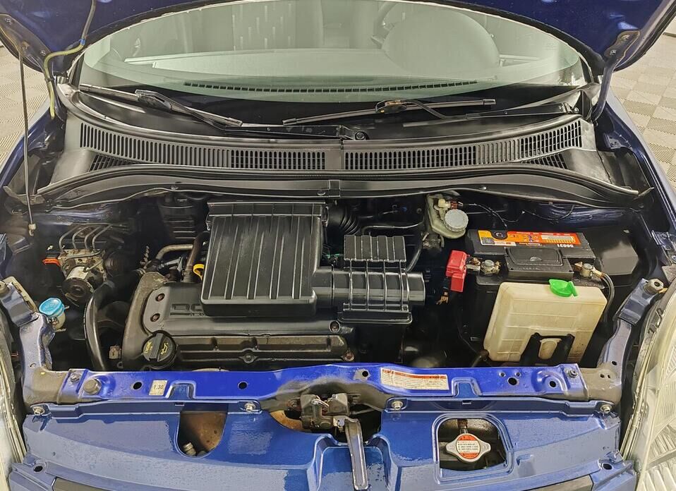 Suzuki Swift, III 1.3 MT (92 л.с.)