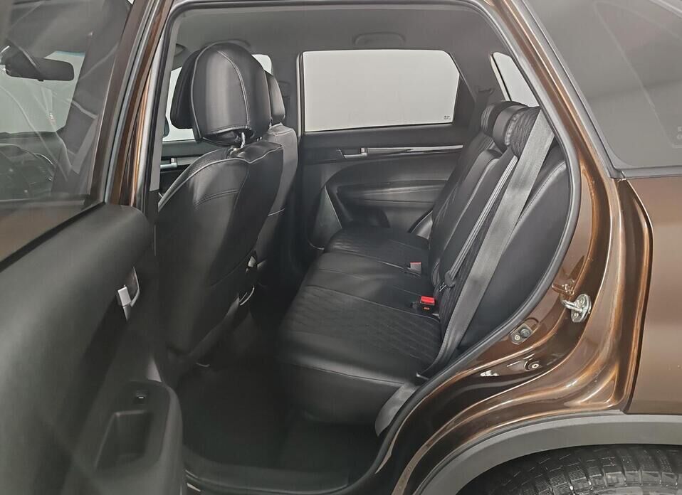 Kia Sorento, II Рестайлинг 2.4 AT (175 л.с.) 4WD