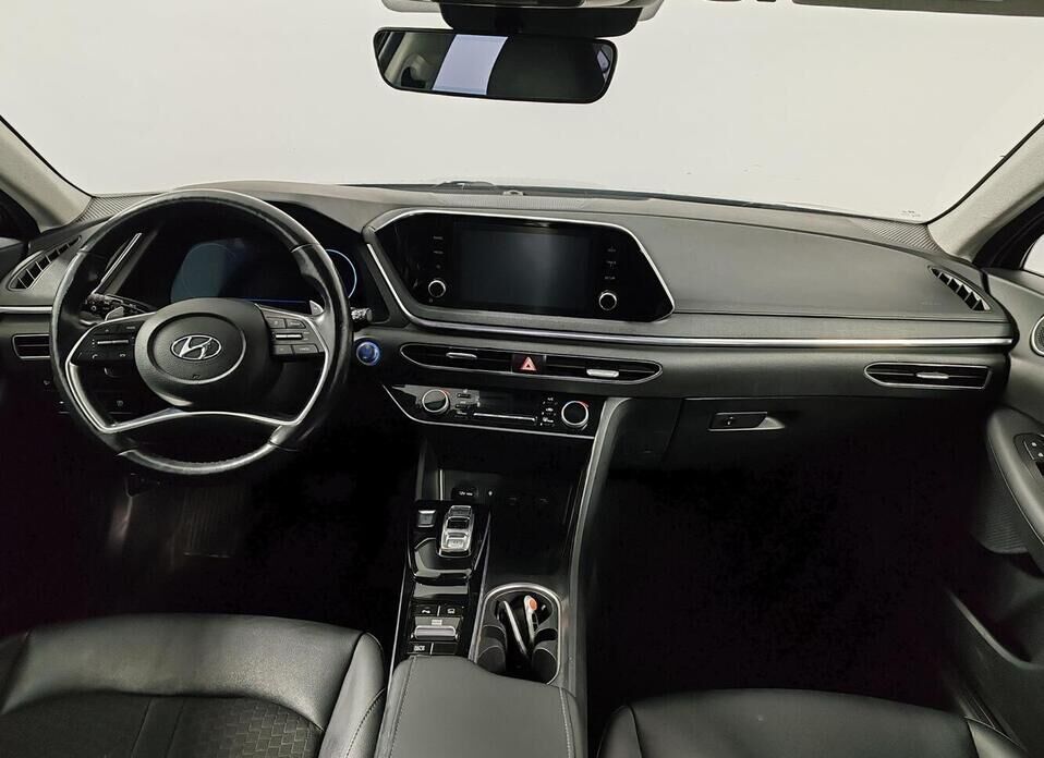 Hyundai Sonata 2.5 AT (180 л.с.)