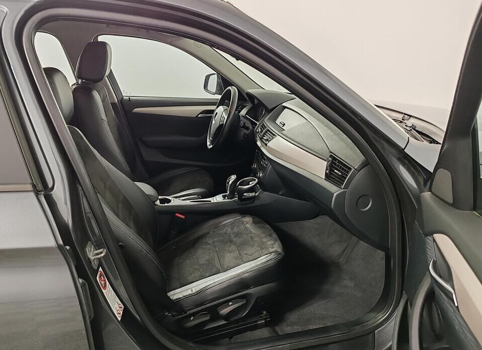 BMW X1, I (E84) Рестайлинг 20i 2.0 AT (184 л.с.) 4WD